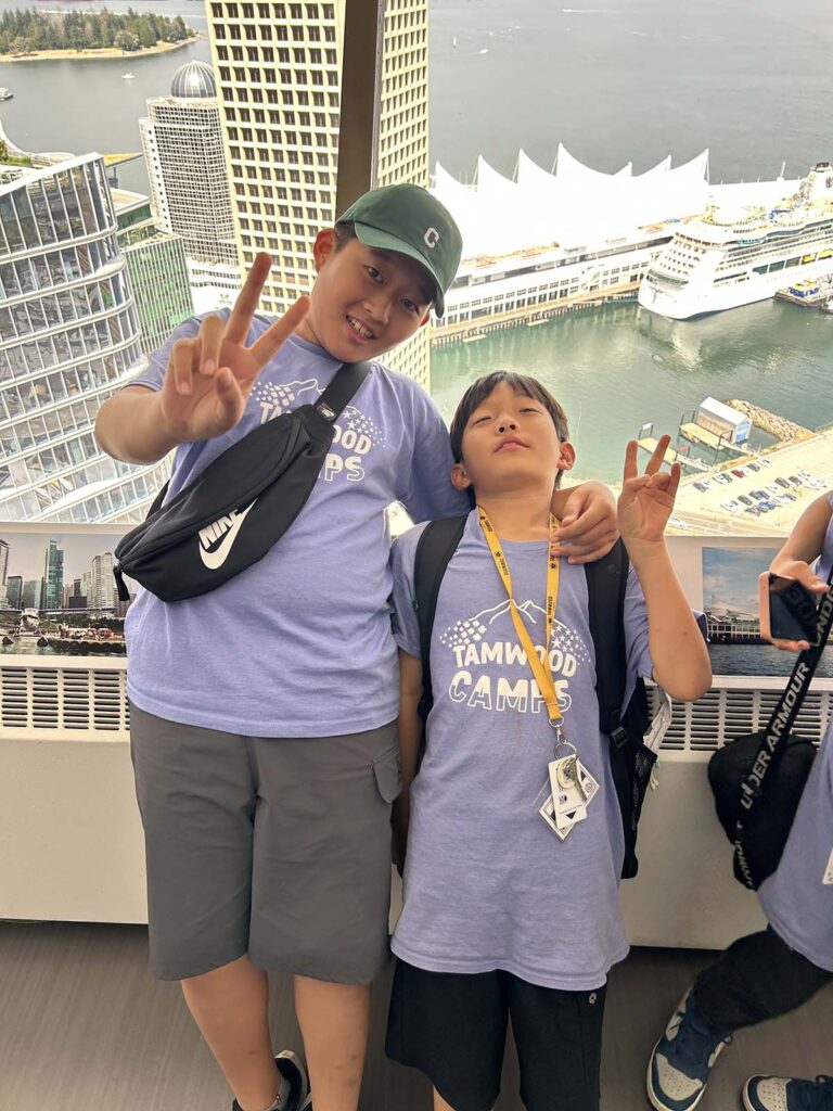 밴쿠버명소 하버센터 전망대에서 주원이와 지성이.