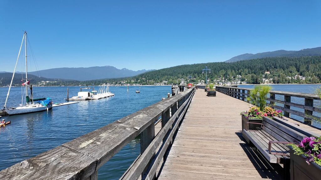 포트무디 지역의 대표 명소인 록키포인트파크 