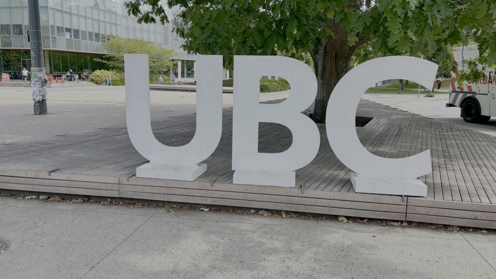 UBC 대학교에서 진행되는 청소년 영어캠프 Future of Works